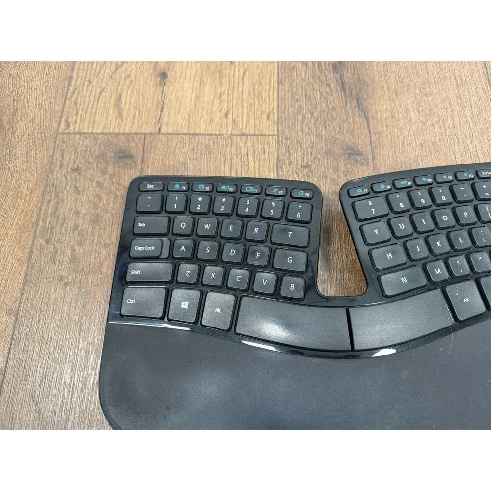 Microsoft Surface Edition Sculpt Ergonomic Wireless Keyboard, Working/ No Dongle